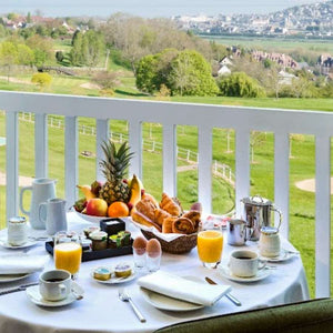 
                  
                    Charger l&amp;#39;image dans la galerie, L’Hôtel Barrière L’Hôtel du Golf Deauville **** | Un séjour pour 2 avec Accès VIP aux courses hippiques
                  
                
